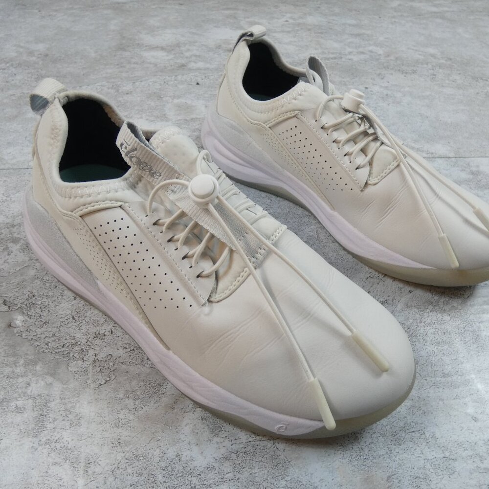 Clove Shoe 7.5 White Nurse Workwear Comfort Snaker